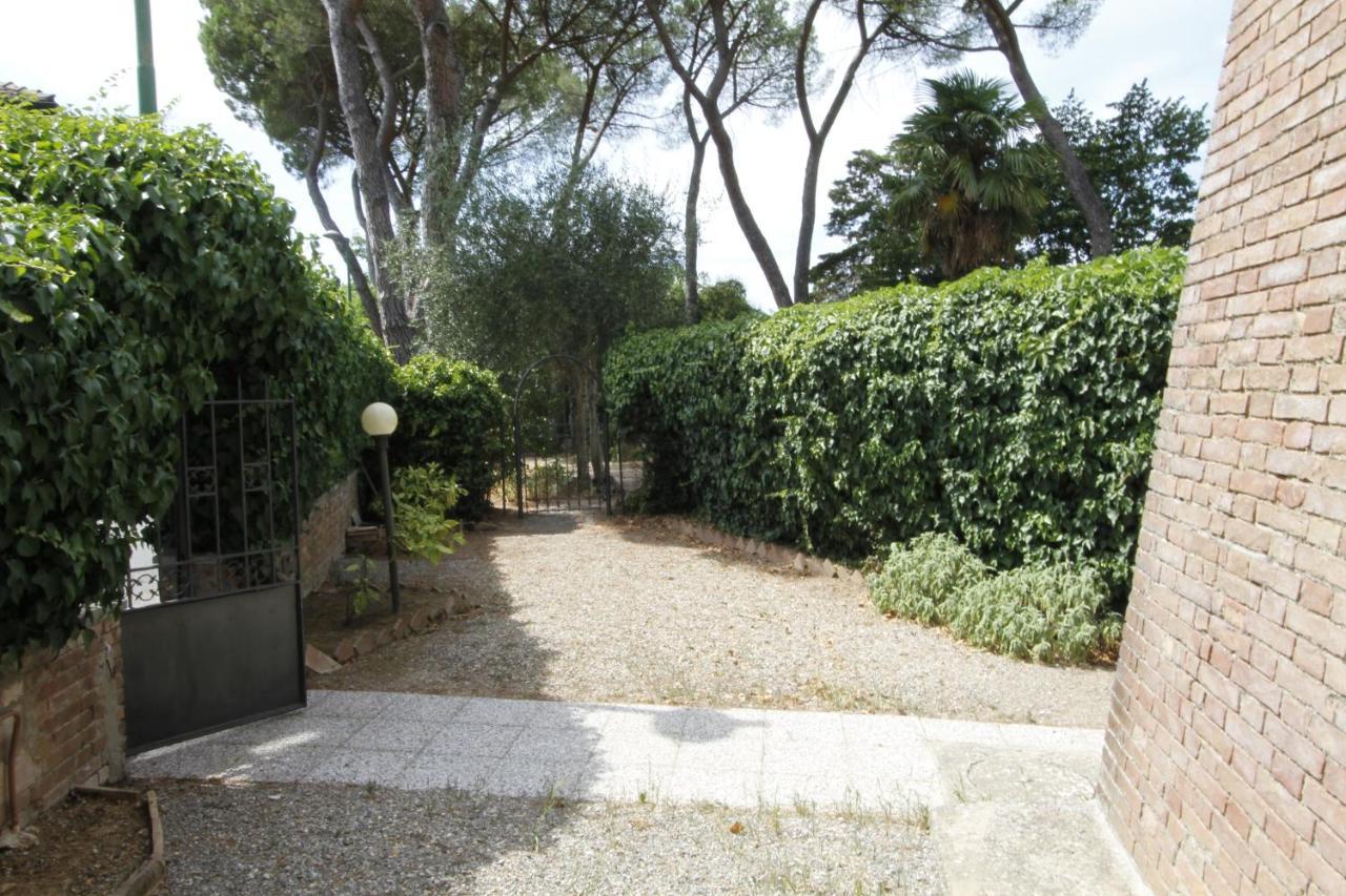 Villa Paola B&B Siena Zewnętrze zdjęcie